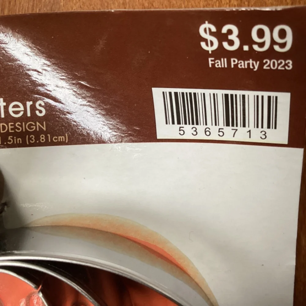 Fall Party Cookie Cutters and Silicone Mold New  2 packs